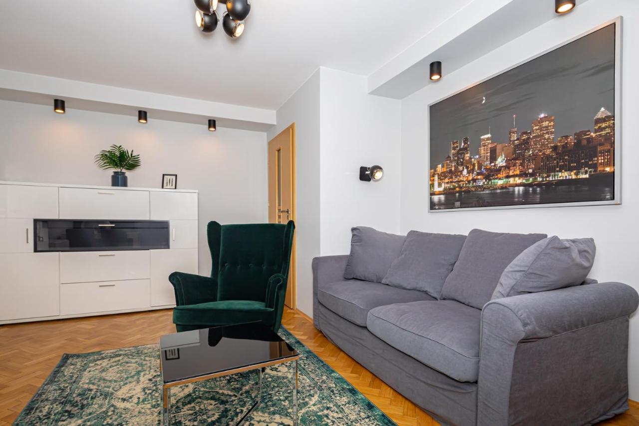 V3 Ordona 20A Apartment Катовице Екстериор снимка